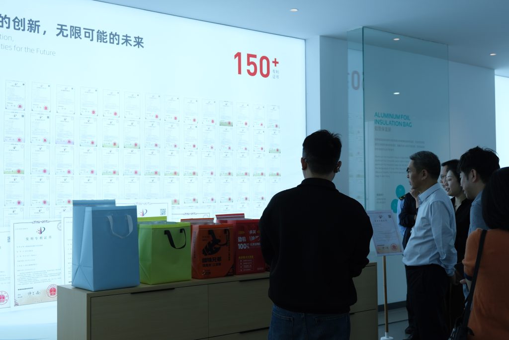為知識產權培育保駕護航——市人大主任應?？艘恍姓{研浙江正威機械有限公司